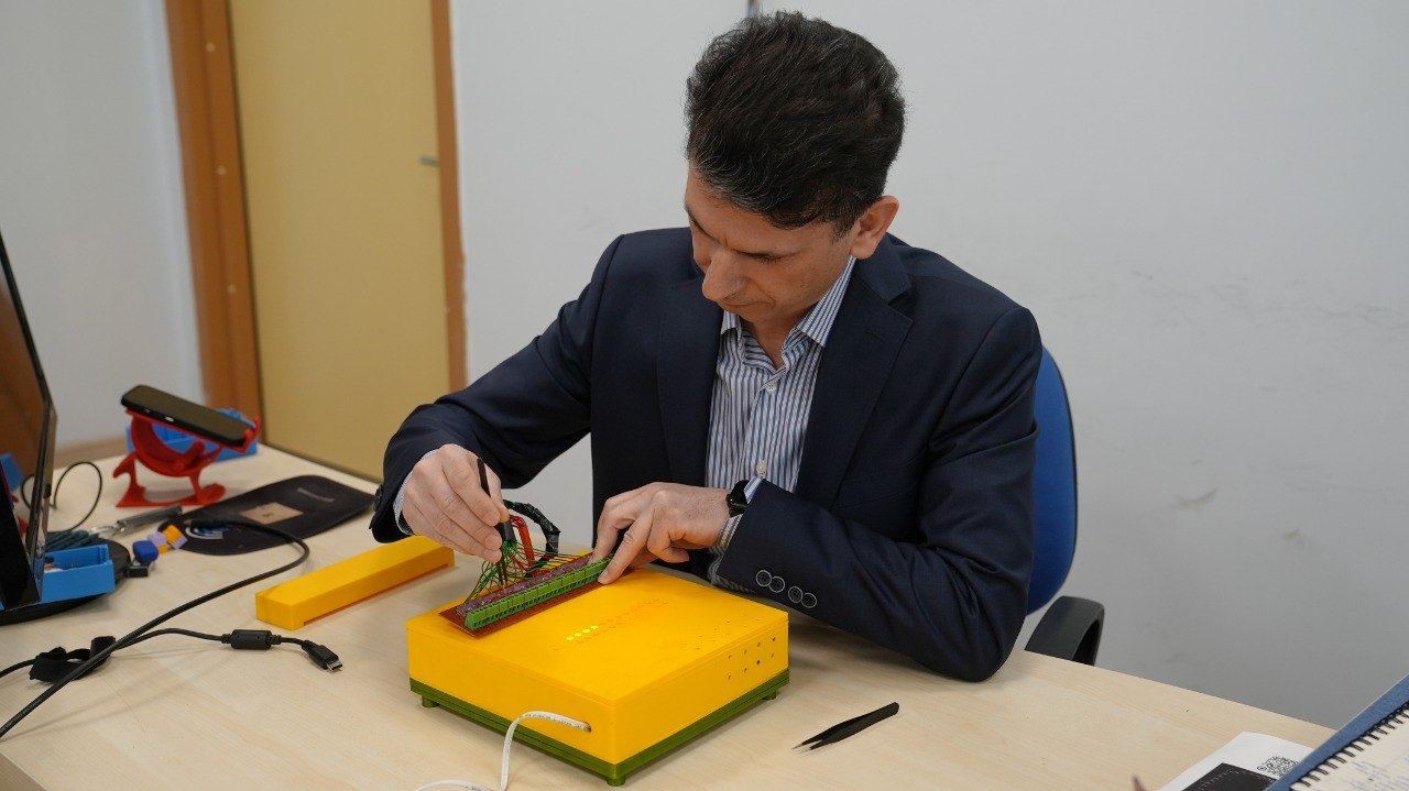 KBÜ’den raylara akıllı dokunuş: Güvenliği artıran iki yerli sistem
