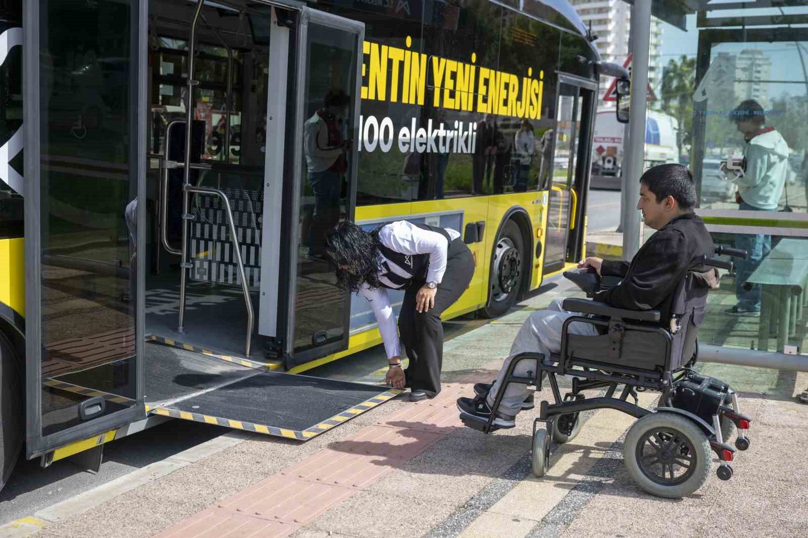 Mersin’de özel bireyler için ‘engelsiz ulaşım’ uygulaması hayata geçirildi
