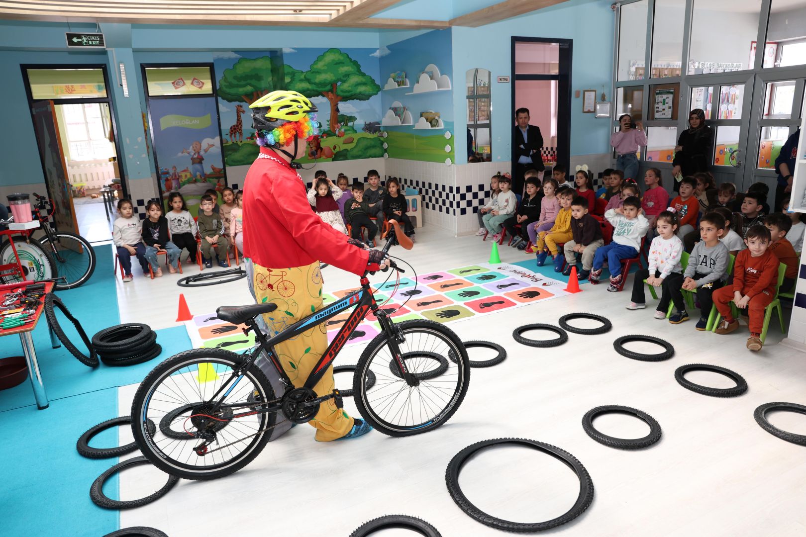 “ÇOCUKLARIMIZDA BİSİKLETLİ YAŞAM KÜLTÜRÜNÜ YAYGINLAŞTIRMAK İÇİN ÇALIŞIYORUZ”.