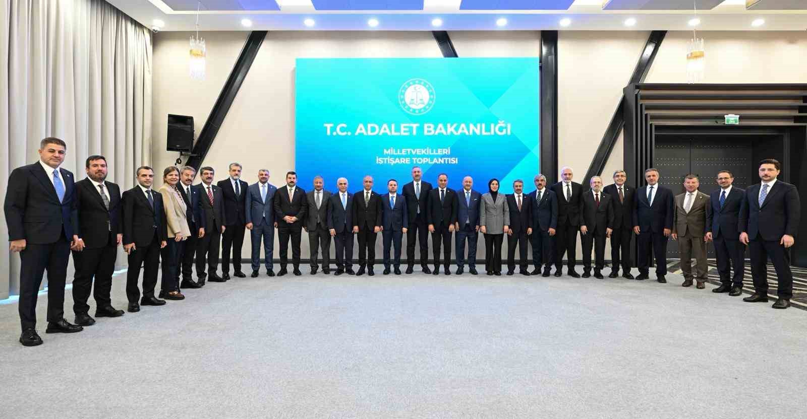 Bakan Gürlek: "(Terörsüz Türkiye süreci) Sahada çok olumlu yansıması var"
