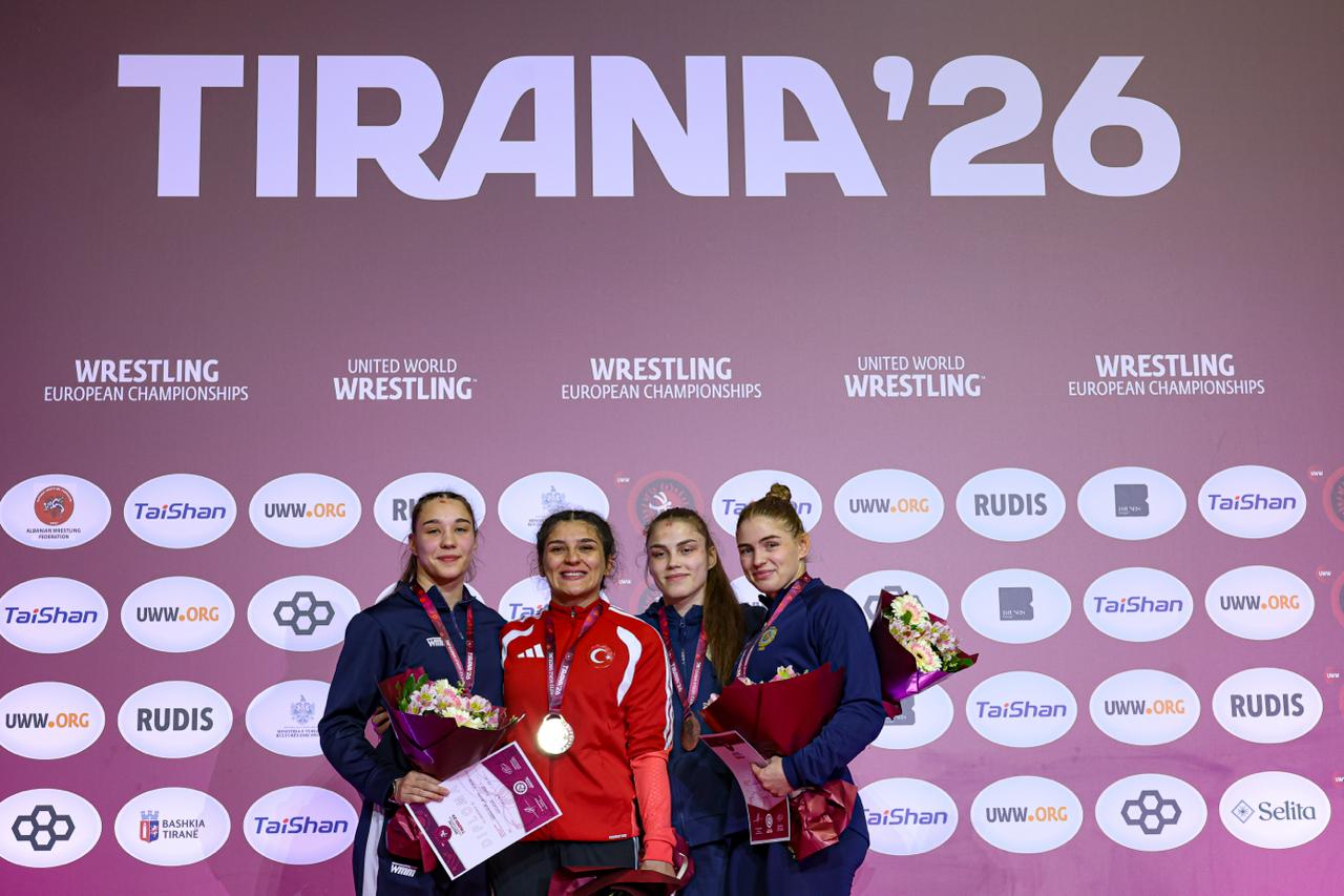 Nesrin Baş’tan Avrupa Güreş Şampiyonası’nda altın madalya / Ek fotoğraflar