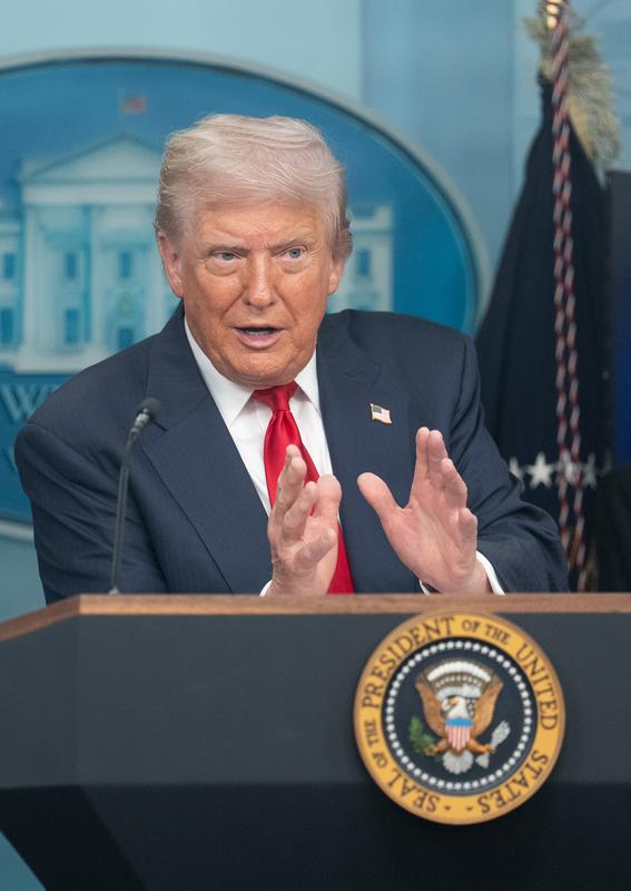 Trump: İran savaşında galip geleceğimizi düşünüyorum