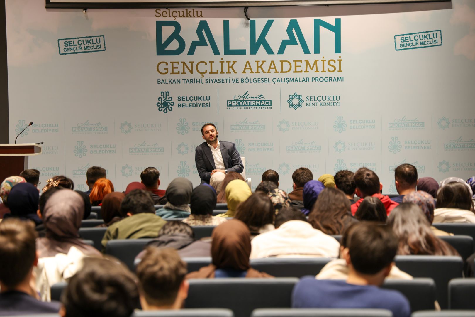 SELÇUKLU BALKAN GENÇLİK AKADEMİSİ BAŞLADI.