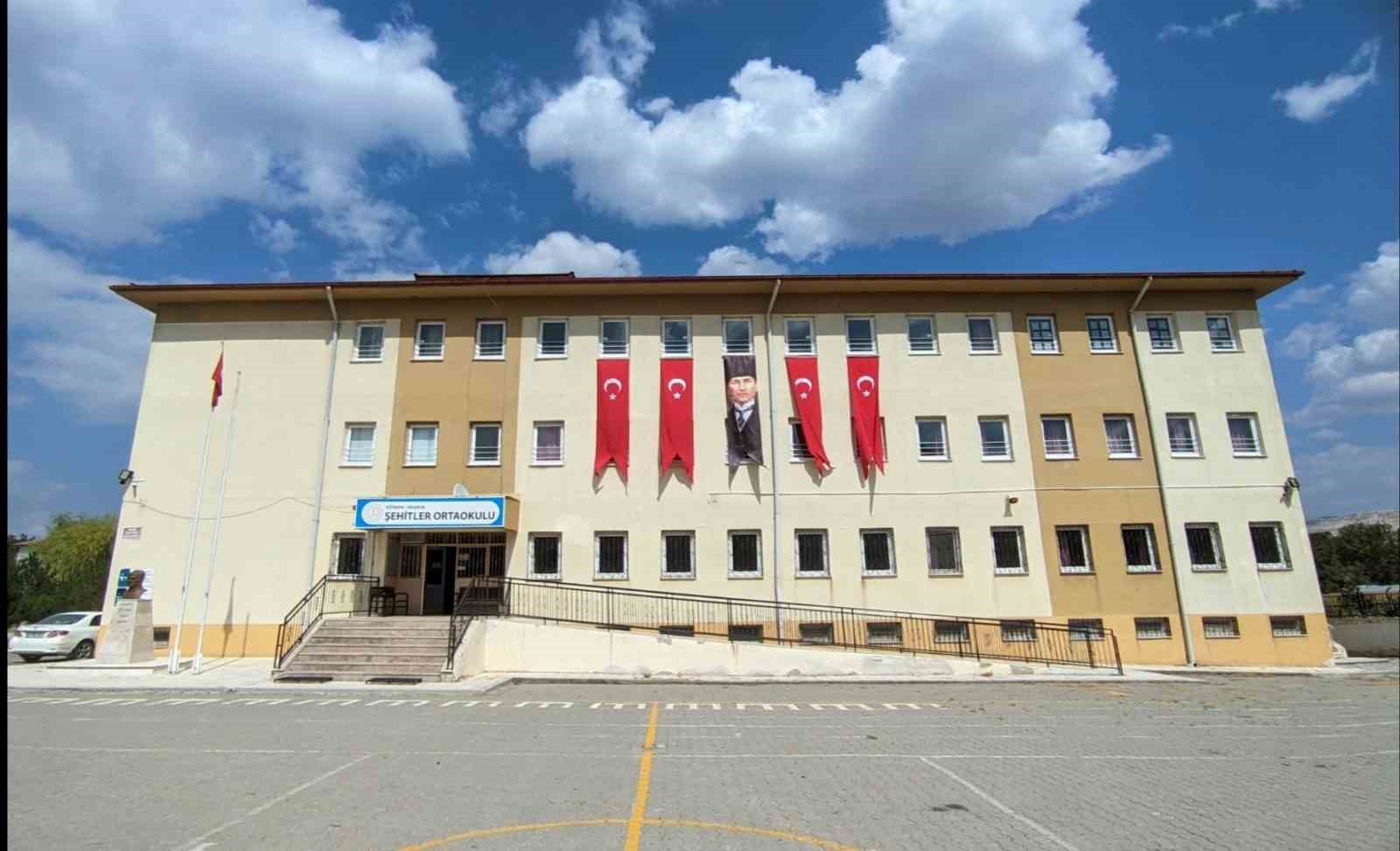 Hisarcık Şehitler Ortaokulu e-Twinning Okulu oldu
