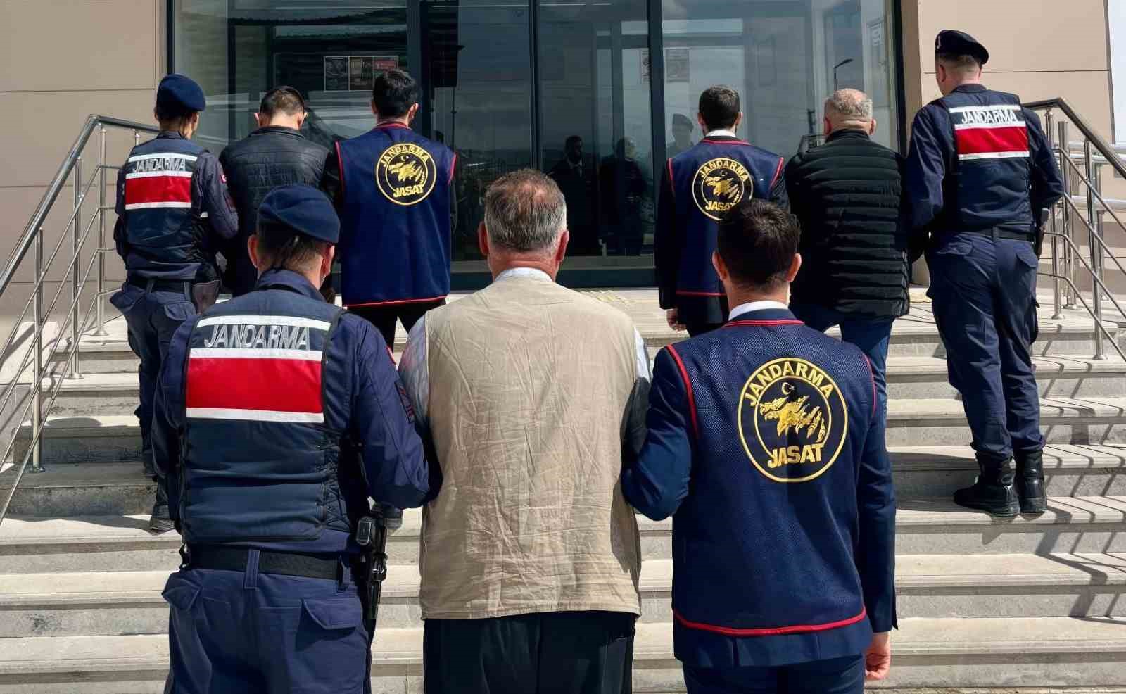 Kırıkkale’de aranan 3 hükümlü yakalandı
