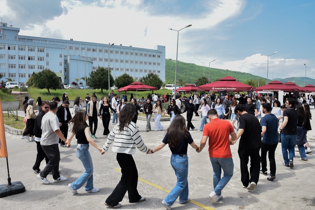 OMÜ’de bahar şenliği coşkusu başladı

