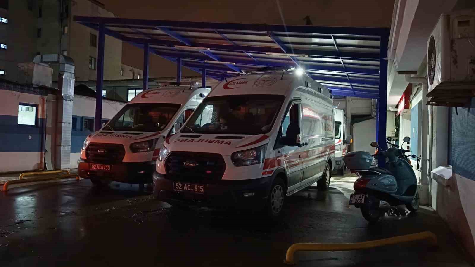Ordu’da yedikleri yemek sonrası rahatsızlanan 21 işçi hastanelik oldu
