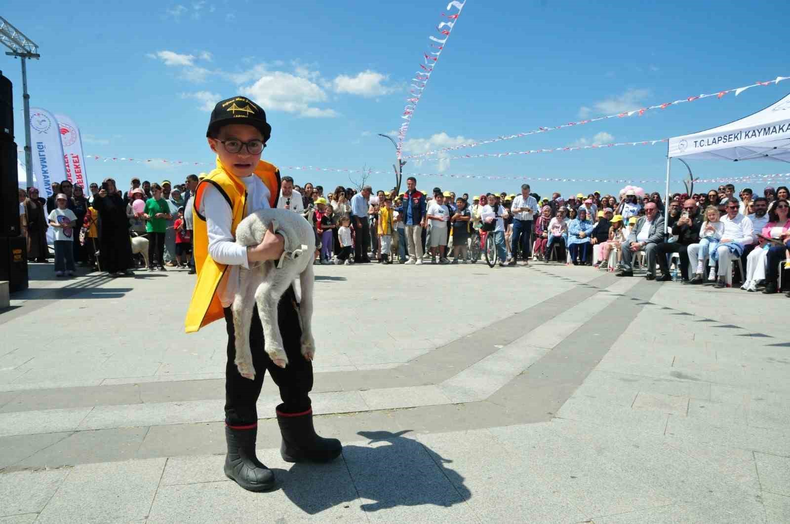Çanakkale’de ’Boğazın Minik Çobanları’ yarışması
