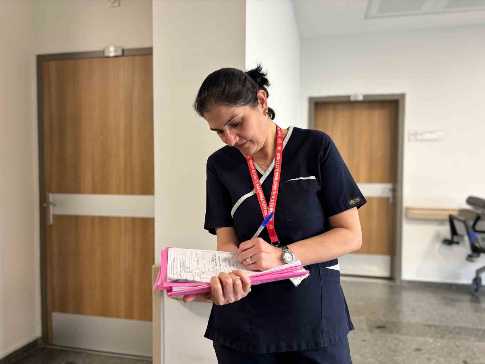 Şifa dağıtırken kendi yaralarını sardı
