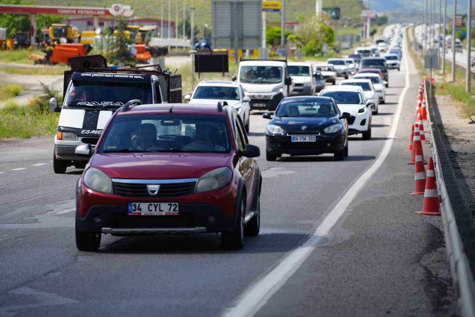 43 ilin bağlantı noktasında trafik akışı sürdü
