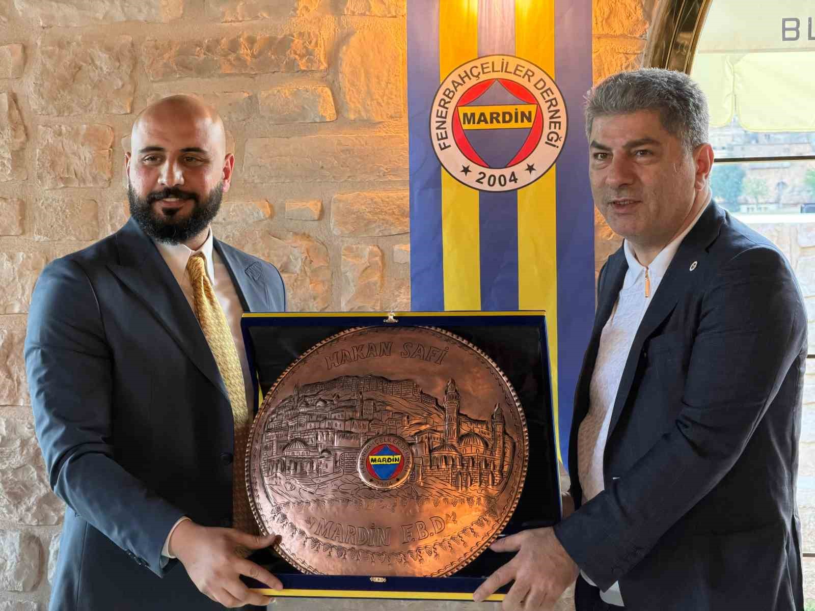Hakan Safi: "Fenerbahçe’nin olmazsa olmazı, kendi yerinde stadını 65 bin kişiye çıkarmasıdır"
