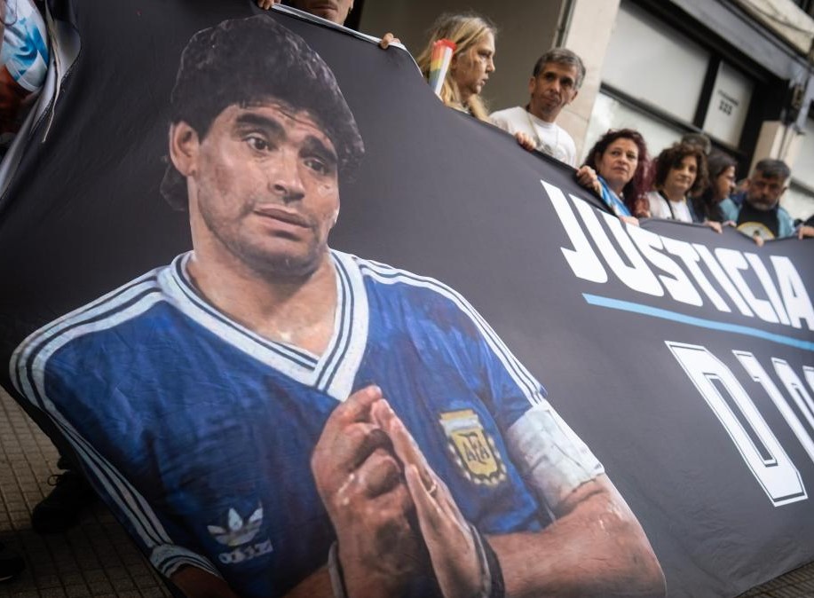 Maradona’nın ölümüne ilişkin yürütülen davada iki doktor hakim karşısına çıktı