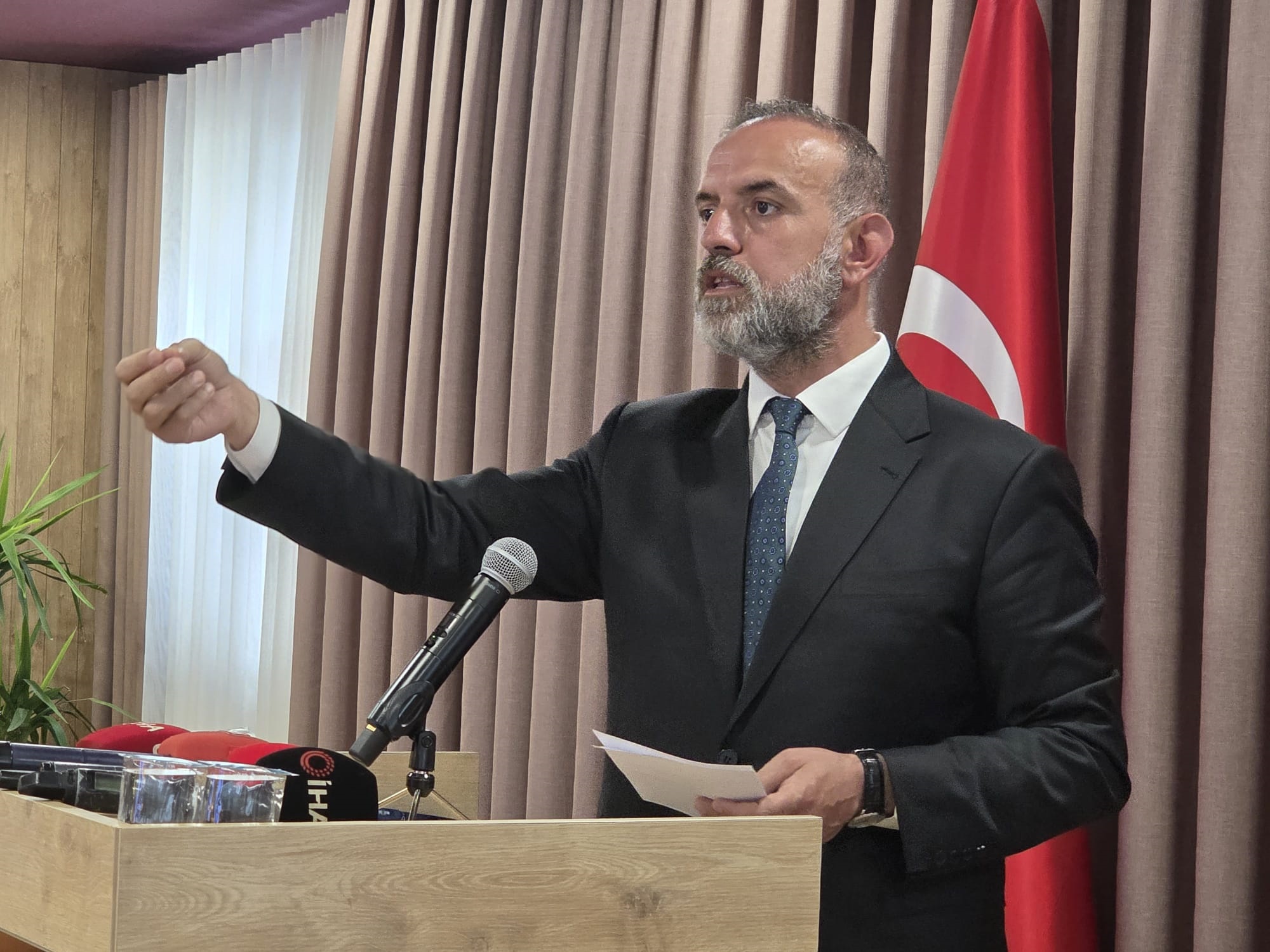 Sancaktepe Belediye Başkanı Alper Yeğin’den ‘anıt’ açıklaması 