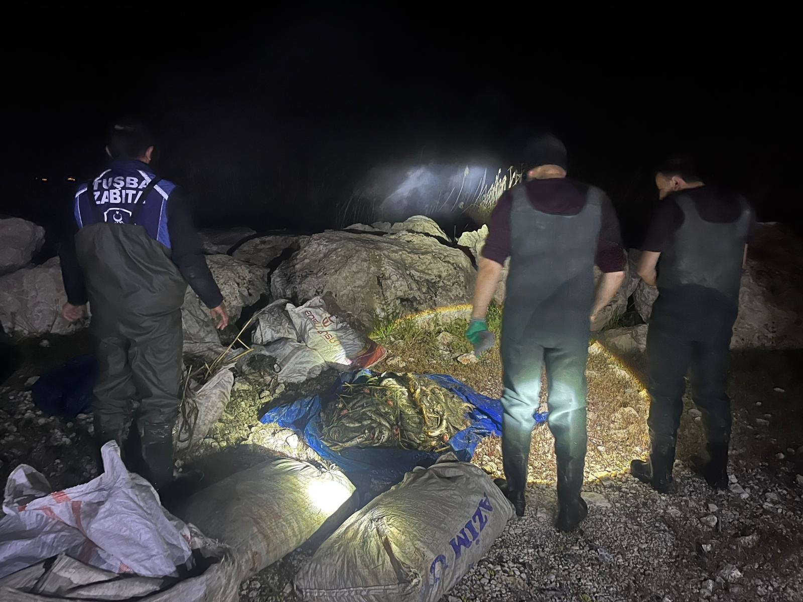Van'da kaçak avlanan bir ton ölü inci kefali ele geçirildi