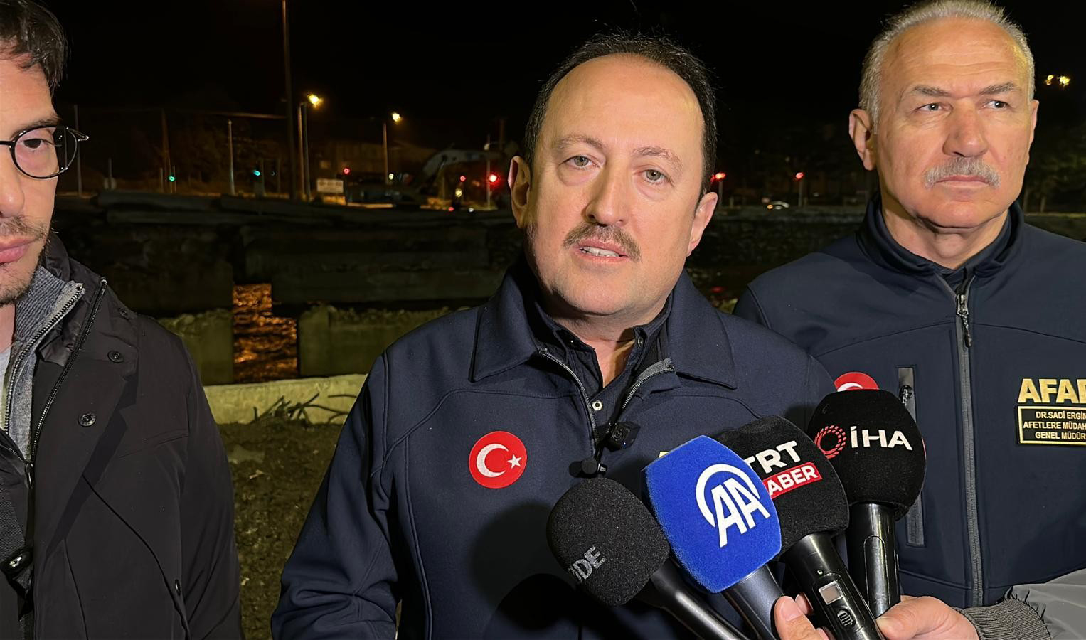 Almus Barajı'nda taşkın alarmı: Turhal'da esnaf kepenk kapattı (5)