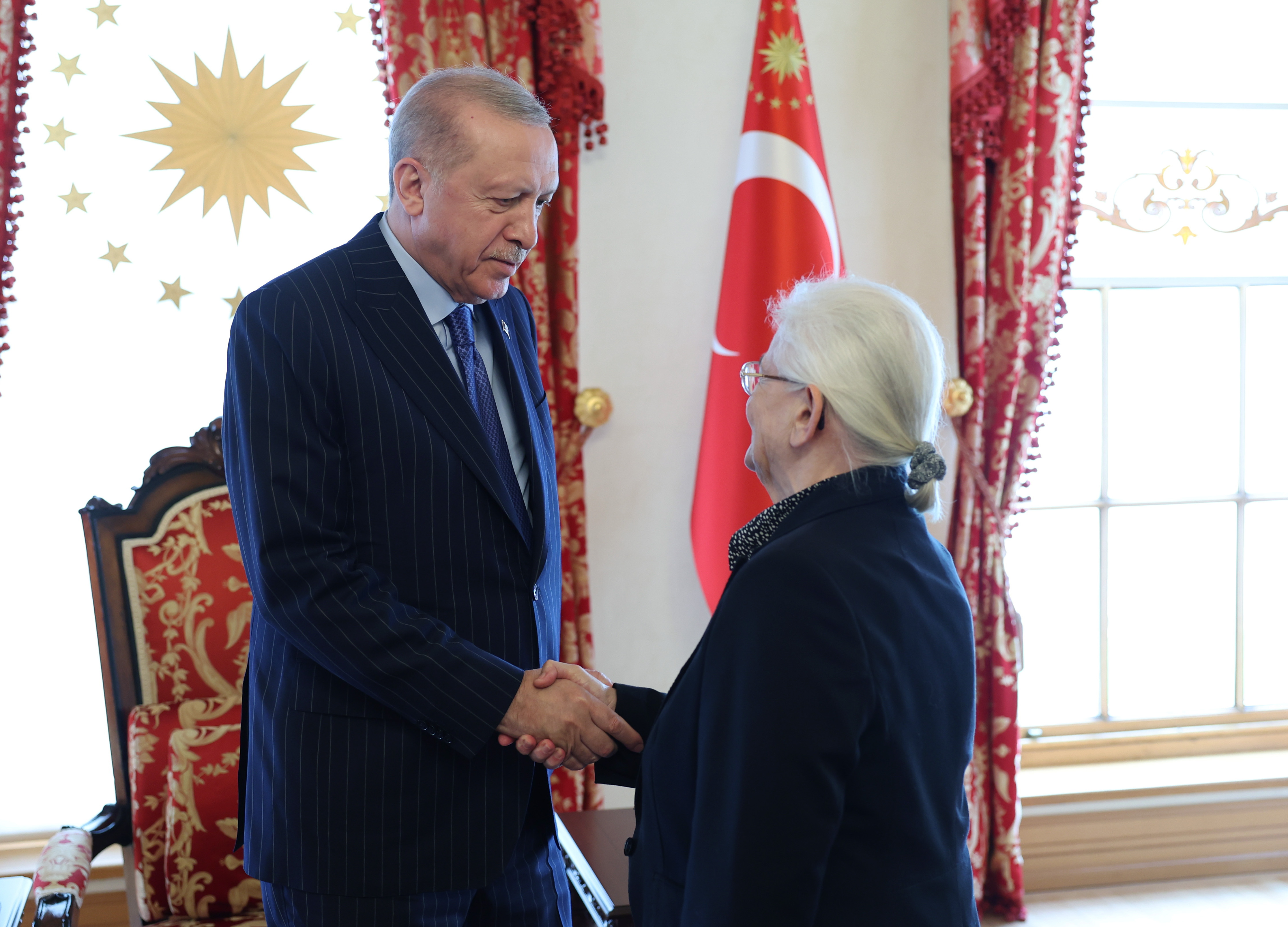 Cumhurbaşkanı Erdoğan, Adnan Menderes ve dava arkadaşlarının ailelerini kabul etti / Ek bilgilerle 