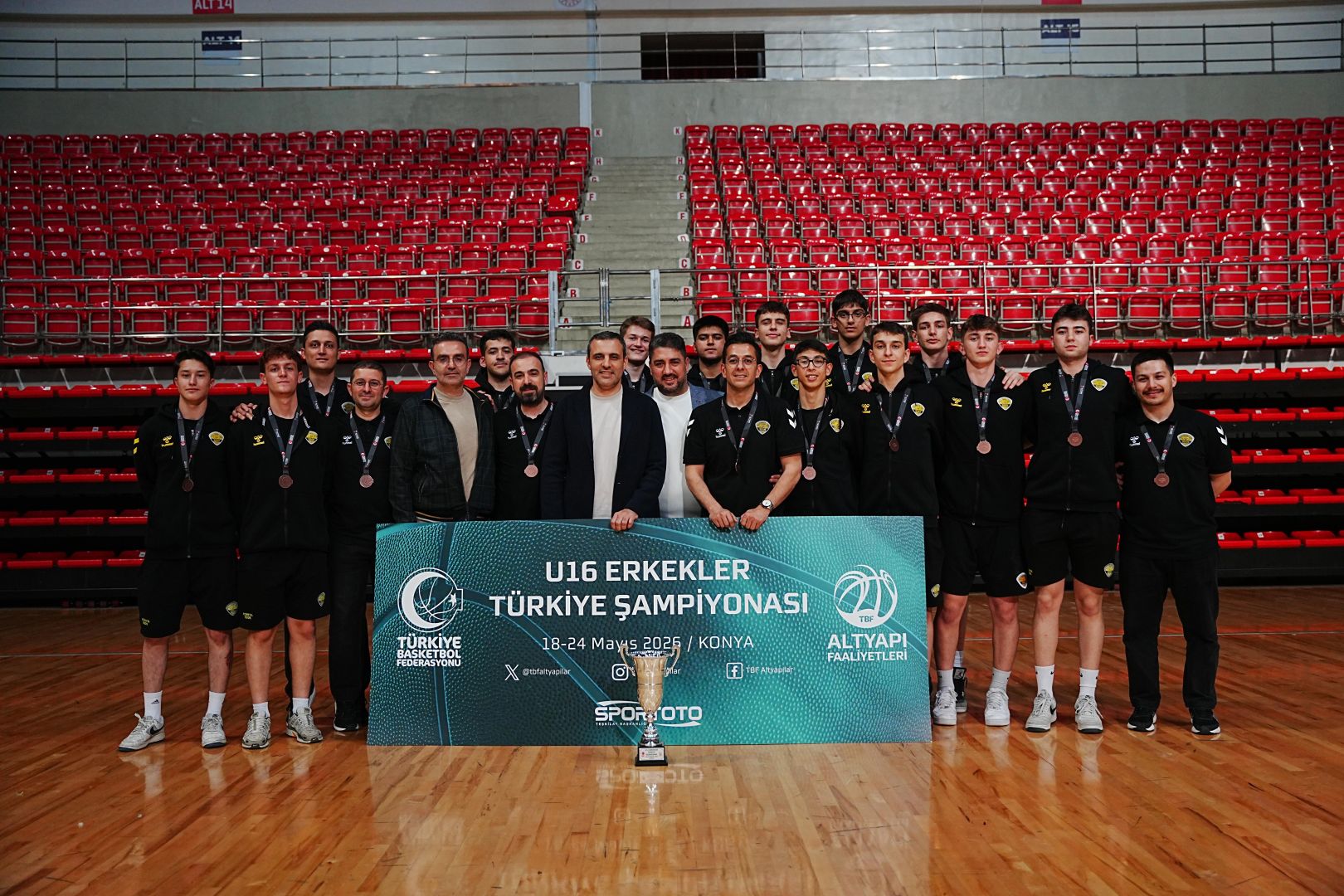 POTADA BÜYÜK GURUR: KONYA BÜYÜKŞEHİR BELEDİYESPOR U16 TAKIMIMIZ TÜRKİYE ÜÇÜNCÜSÜ.