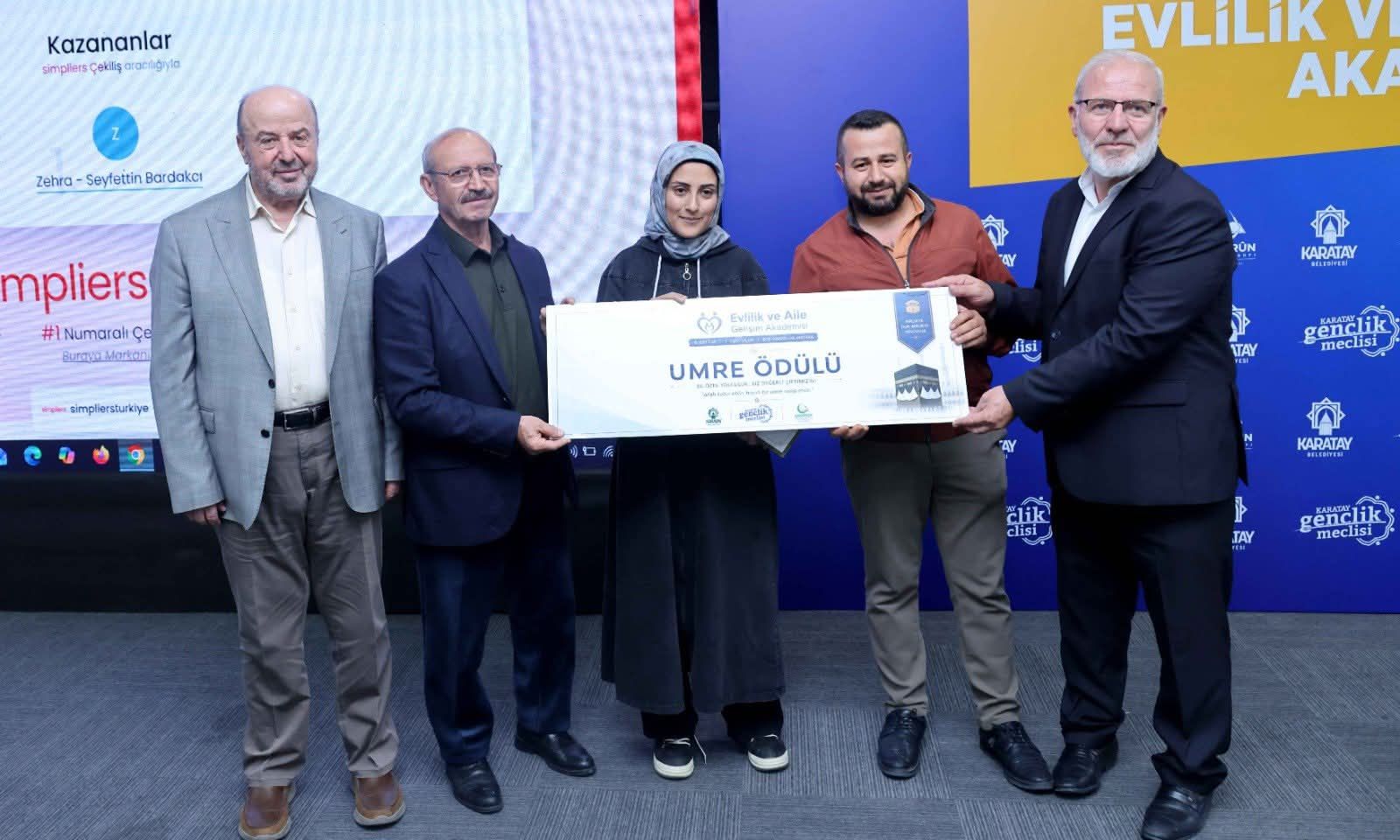 UMRE ÖDÜLLÜ “EVLİLİK VE AİLE GELİŞİM AKADEMİSİ” TAMAMLANDI.