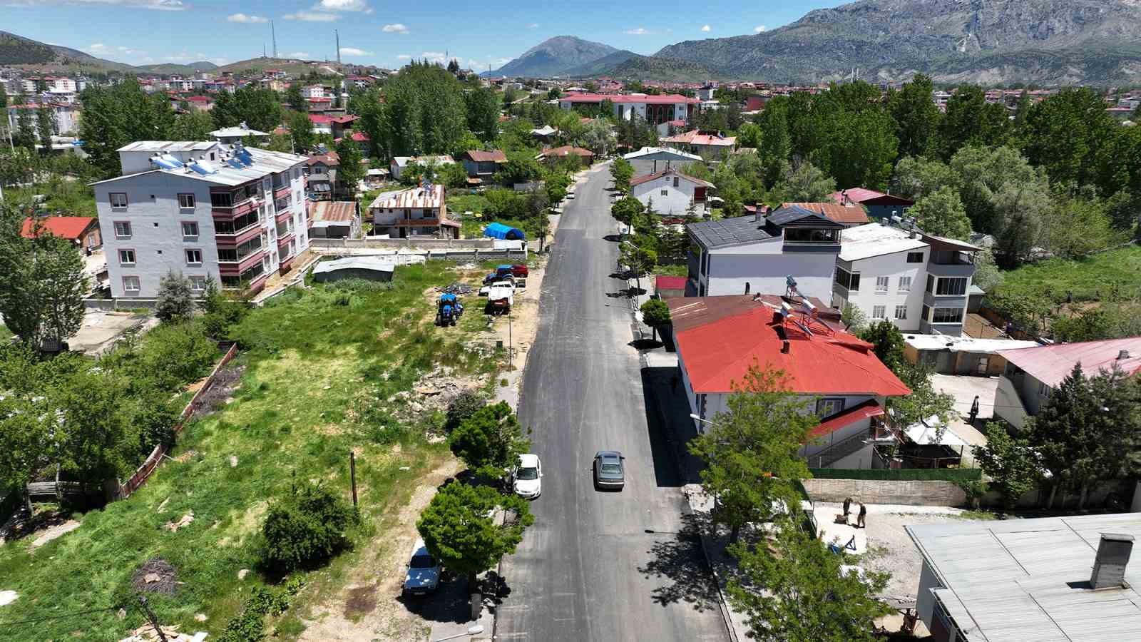 Göksun’da Atatürk ve Yunus Emre Caddeleri yenilendi
