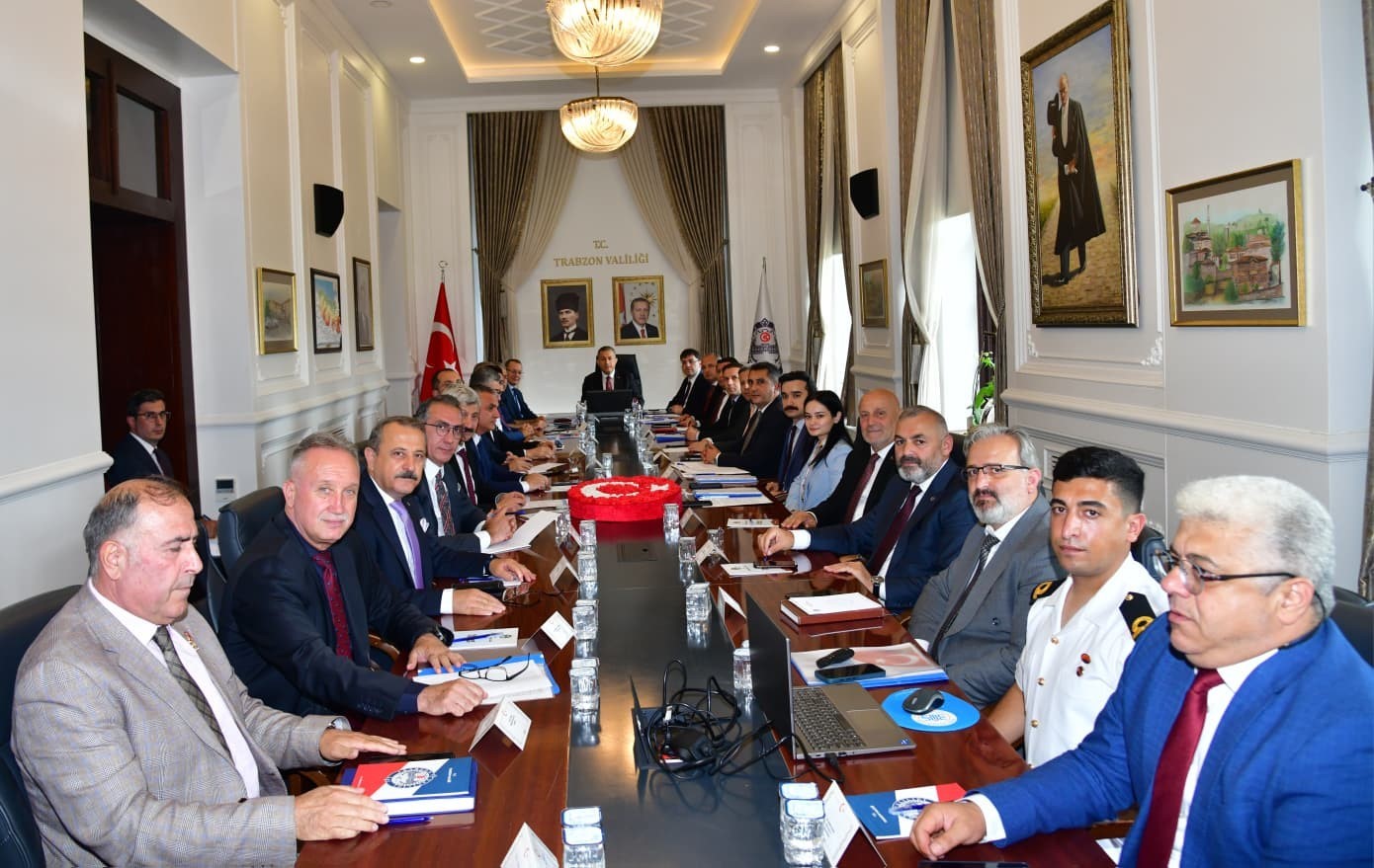 Trabzon’da boğulma vakalarının önüne geçmek için tedbirler konuşuldu
