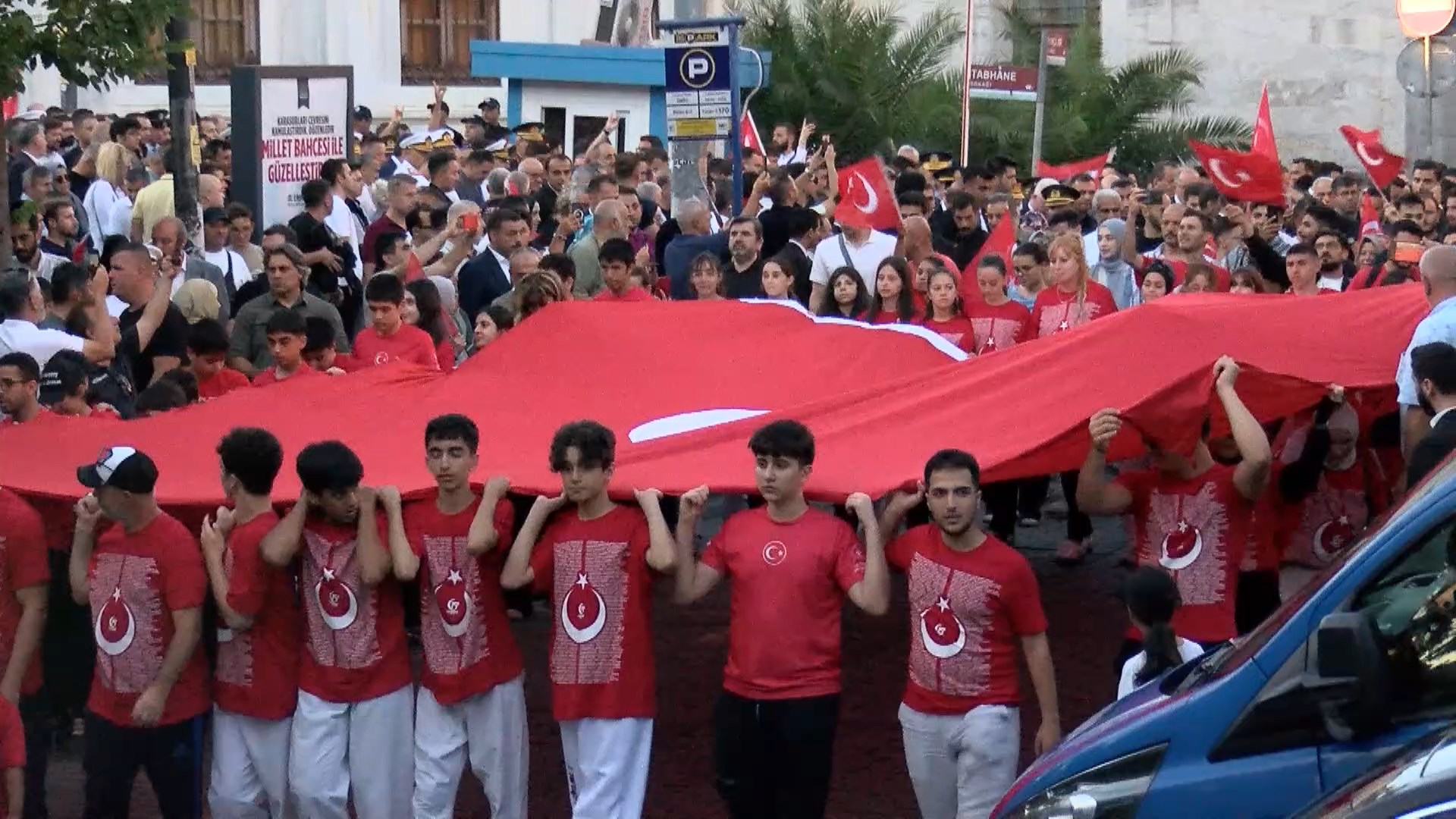 Saraçhane'de '15 Temmuz Demokrasi ve Milli Birlik Günü' anma programı düzenlendi